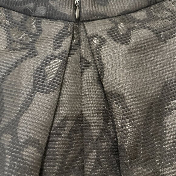 Banana Republic Black Party Skirt – Size 2P - Picture 4 of 8